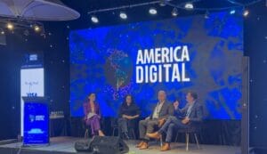panel claudio america digital